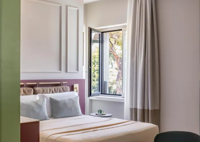 Adoro Otel Roma