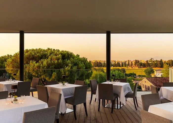 Hotel Adoro Rome
